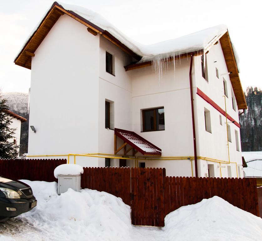 Vila Alma Азуга Екстер'єр фото